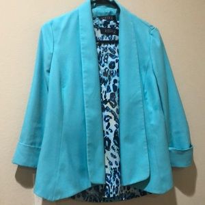 Kasper Women’s Size 6 Blazer with 2 shell tops